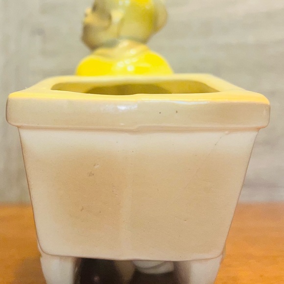 Vintage Shawnee Dutch Boy & Cart Ceramic Planter - Picture 7 of 12